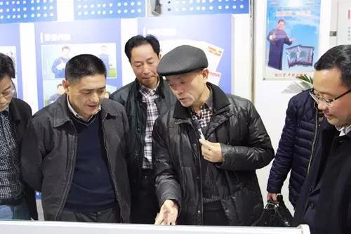 e4c924c.jpg e4c924c.jpg