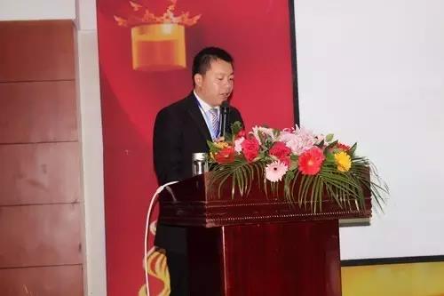 bedfb33.jpg bedfb33.jpg