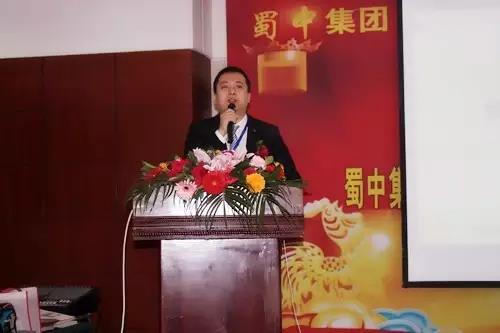 ee4014c.jpg ee4014c.jpg